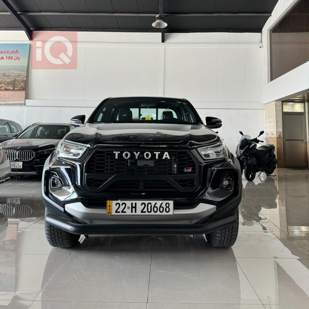 Toyota Hilux